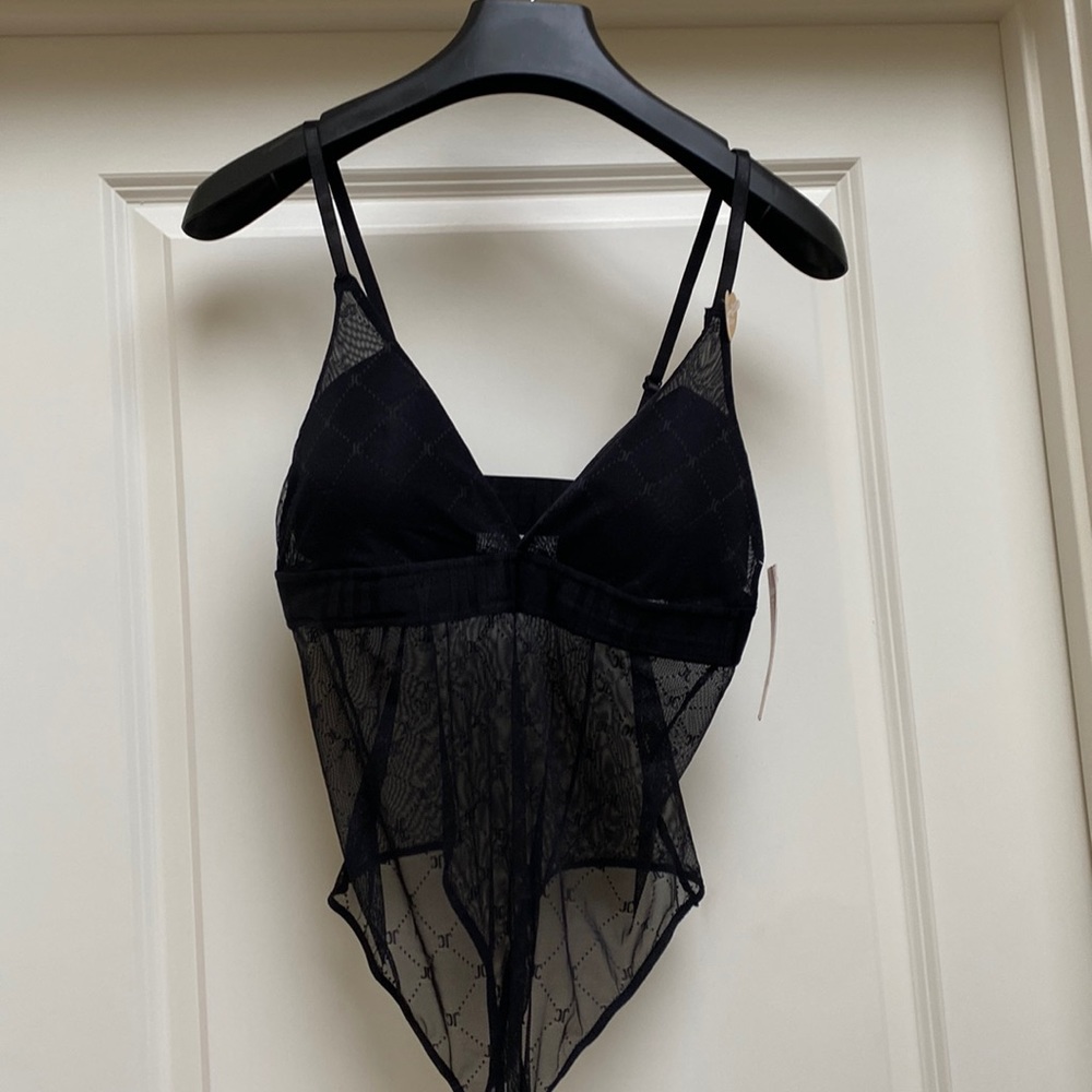 Juicy Couture NEW NWT lace top - under or over! Size L